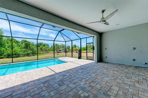 Casa en venta en Port Charlotte, Florida, 3 dormitorios, 154.68 m2 № 974934 - foto 28