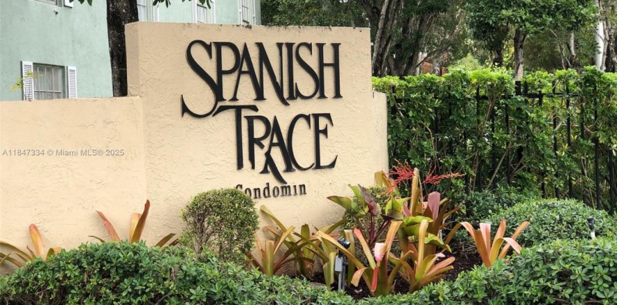 Condominio en Miami, Florida, 1 dormitorio № 1962731