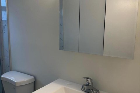 Copropriété à louer à Lauderdale-by-the-Sea, Floride: 1 chambre, 51.65 m2 № 2432142 - photo 17
