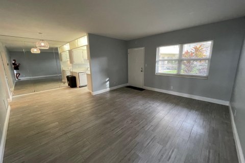 Copropriété à louer à Lauderdale-by-the-Sea, Floride: 1 chambre, 51.65 m2 № 2432142 - photo 3