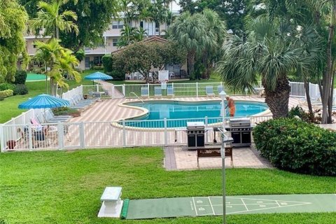 Copropriété à louer à Lauderdale-by-the-Sea, Floride: 1 chambre, 51.65 m2 № 2432142 - photo 10