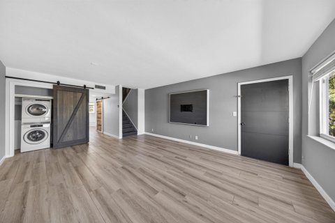Снять в аренду кондоминиум в Дирфилд-Бич, Флорида 1 комната, 132.57м2, № 2085341 - фото 20