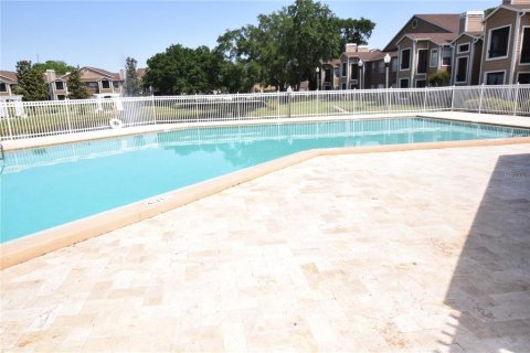 Condominio en alquiler en Orlando, Florida, 2 dormitorios, 75.25 m2 № 2226595 - foto 2