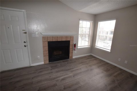 Condominio en alquiler en Orlando, Florida, 2 dormitorios, 75.25 m2 № 2226595 - foto 7