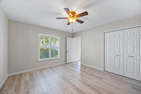 Casa en venta en Saint Petersburg, Florida, 4 dormitorios, 218.78 m2 № 2145118 - foto 30