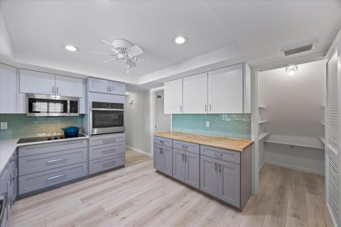 Casa en venta en Saint Petersburg, Florida, 4 dormitorios, 218.78 m2 № 2145118 - foto 22