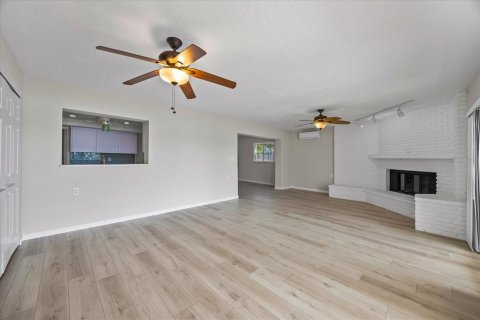Casa en venta en Saint Petersburg, Florida, 4 dormitorios, 218.78 m2 № 2145118 - foto 18