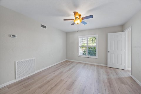 Casa en venta en Saint Petersburg, Florida, 4 dormitorios, 218.78 m2 № 2145118 - foto 28