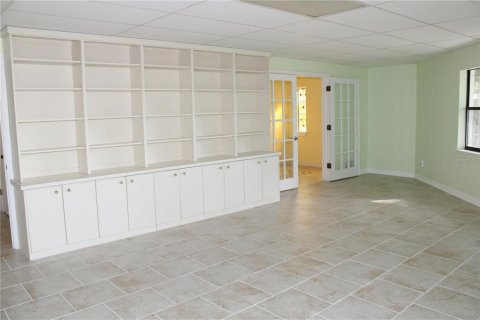 House in Seminole, Florida 3 bedrooms, 249.72 sq.m. № 1919726 - photo 3
