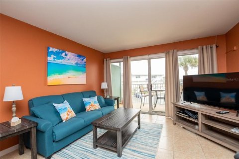 Condo à New Smyrna Beach, Floride, 2 chambres  № 2125500