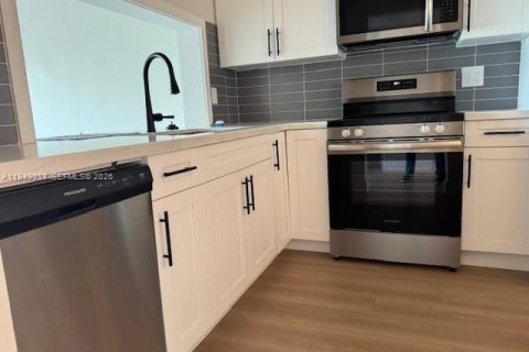 Снять в аренду кондоминиум в Халландейл-Бич, Флорида 2 спальни, 99.78м2, № 2004958 - фото 27