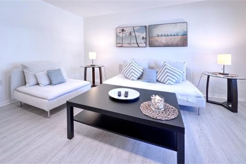Casa en alquiler en Nokomis, Florida, 2 dormitorios, 90.3 m2 № 1900127 - foto 6