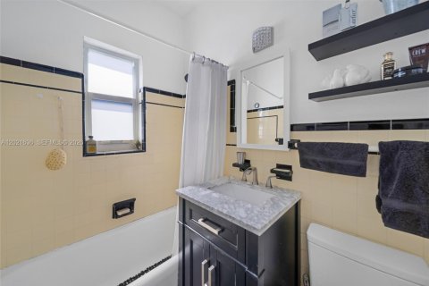 Copropriété à louer à Miami Beach, Floride: 1 chambre, 56.67 m2 № 2085447 - photo 16