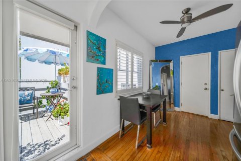 Copropriété à louer à Miami Beach, Floride: 1 chambre, 56.67 m2 № 2085447 - photo 7