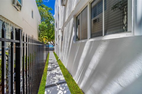 Copropriété à louer à Miami Beach, Floride: 1 chambre, 56.67 m2 № 2085447 - photo 21