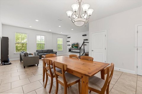 Touwnhouse à vendre à Orlando, Floride: 3 chambres, 212.56 m2 № 1627062 - photo 7