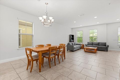 Touwnhouse à vendre à Orlando, Floride: 3 chambres, 212.56 m2 № 1627062 - photo 3