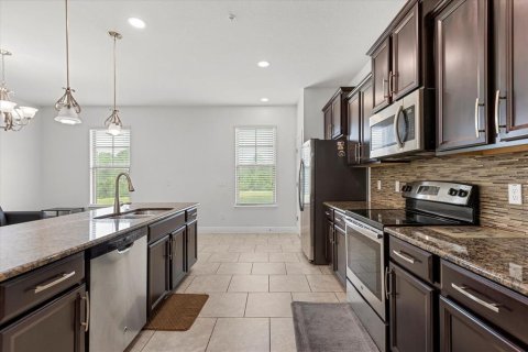 Touwnhouse à vendre à Orlando, Floride: 3 chambres, 212.56 m2 № 1627062 - photo 11