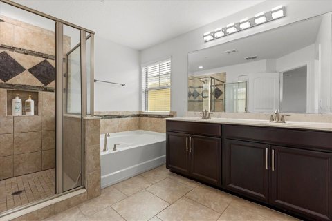 Touwnhouse à vendre à Orlando, Floride: 3 chambres, 212.56 m2 № 1627062 - photo 23