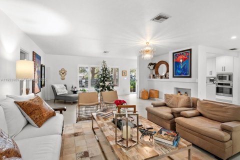 Casa en venta en Coral Gables, Florida, 4 dormitorios № 1992258 - foto 4