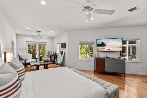 Casa en venta en Coral Gables, Florida, 4 dormitorios № 1992258 - foto 13