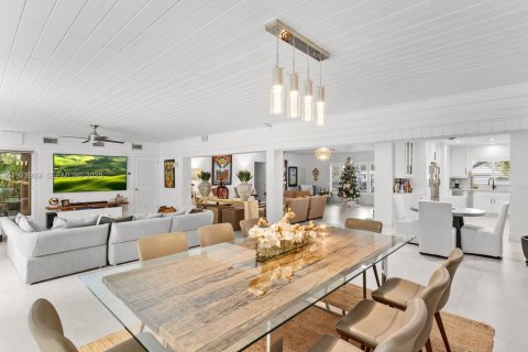 Casa en venta en Coral Gables, Florida, 4 dormitorios № 1992258 - foto 6