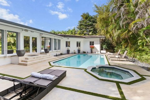 Casa en venta en Coral Gables, Florida, 4 dormitorios № 1992258 - foto 24