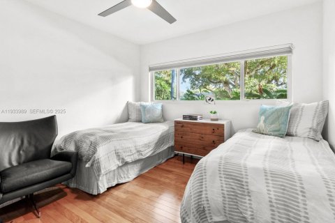 Casa en venta en Coral Gables, Florida, 4 dormitorios № 1992258 - foto 23