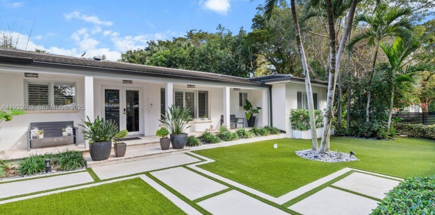 Casa en Coral Gables, Florida 4 dormitorios № 1992258