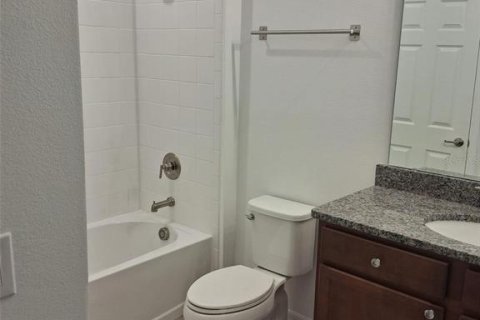House in Mount Dora, Florida 7 bedrooms, 429.86 sq.m. № 2380957 - photo 4
