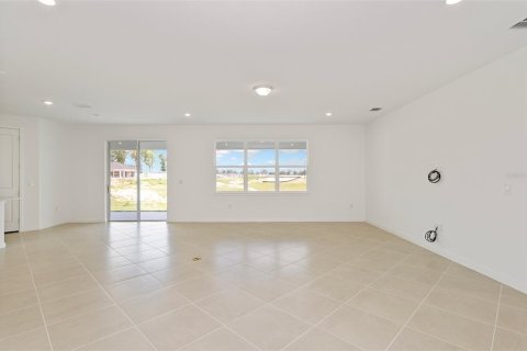 House in Ocala, Florida 3 bedrooms, 254.46 sq.m. № 1824702 - photo 7