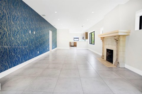 House in Miami, Florida 2 bedrooms, 131.36 sq.m. № 2000772 - photo 14