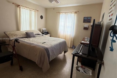 Купить виллу или дом в Хомстед, Флорида 3 спальни, 132.29м2, № 2047374 - фото 4