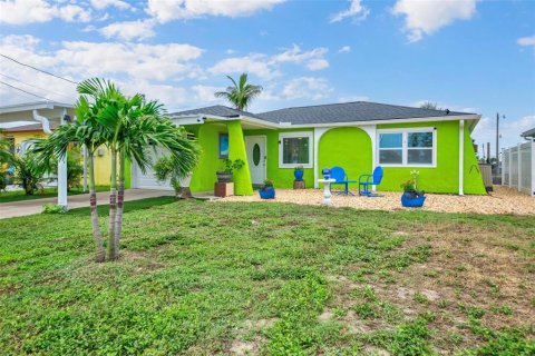 Casa en venta en Hudson, Florida, 2 dormitorios, 79.71 m2 № 1816683 - foto 7