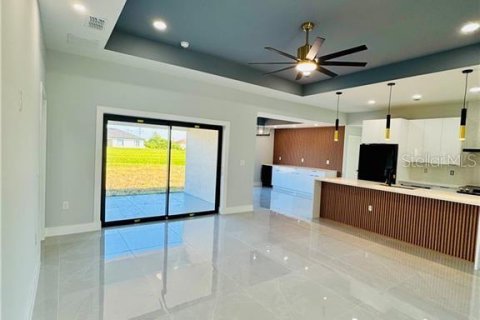 House in Lehigh Acres, Florida 3 bedrooms, 151.34 sq.m. № 1868939 - photo 7