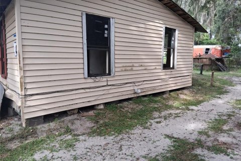 House in Reddick, Florida 3 bedrooms, 172.98 sq.m. № 2098523 - photo 4