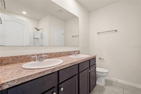 Adosado en venta en Kissimmee, Florida, 3 dormitorios, 142.14 m2 № 2196179 - foto 21
