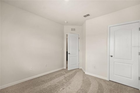 Adosado en venta en Kissimmee, Florida, 3 dormitorios, 142.14 m2 № 2196179 - foto 23