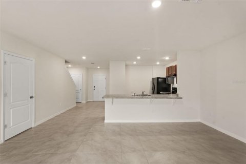 Adosado en venta en Kissimmee, Florida, 3 dormitorios, 142.14 m2 № 2196179 - foto 6
