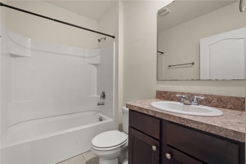 Adosado en venta en Kissimmee, Florida, 3 dormitorios, 142.14 m2 № 2196179 - foto 25