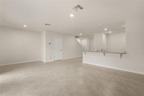 Adosado en venta en Kissimmee, Florida, 3 dormitorios, 142.14 m2 № 2196179 - foto 5