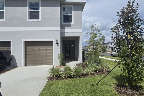 Touwnhouse à Wimauma, Floride 3 chambres, 167.32 m2 № 2375737