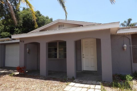 Casa en Port Richey, Florida 2 dormitorios, 78.04 m2 № 2295032