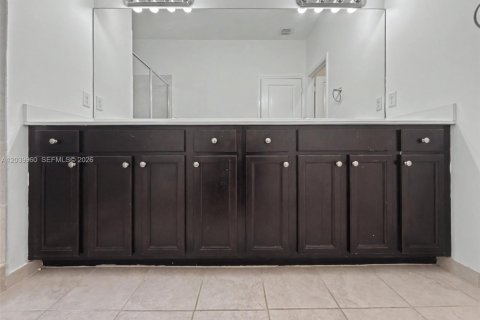Adosado en alquiler en Homestead, Florida, 3 dormitorios, 175.31 m2 № 2085810 - foto 19