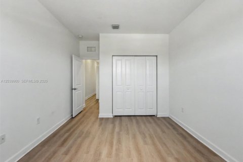 Adosado en alquiler en Homestead, Florida, 3 dormitorios, 175.31 m2 № 2085810 - foto 27