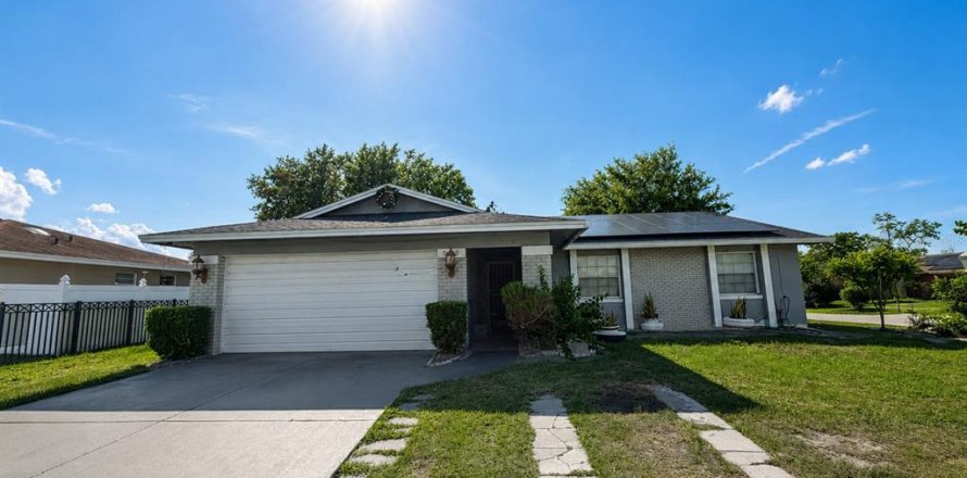 Casa en Orlando, Florida 4 dormitorios, 148.55 m2 № 2215237