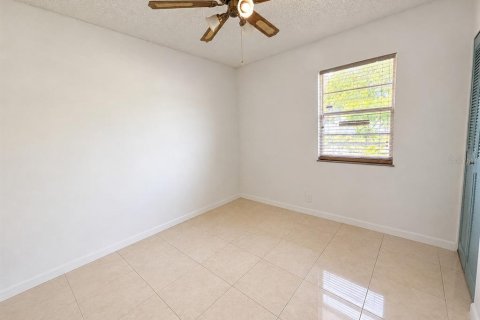 Casa en venta en Orlando, Florida, 4 dormitorios, 148.55 m2 № 2215237 - foto 21
