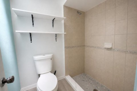 Casa en venta en Orlando, Florida, 4 dormitorios, 148.55 m2 № 2215237 - foto 19