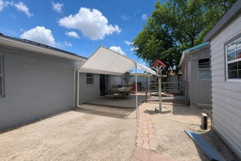 Casa en venta en Orlando, Florida, 4 dormitorios, 148.55 m2 № 2215237 - foto 12