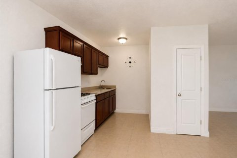 Casa en venta en Orlando, Florida, 4 dormitorios, 148.55 m2 № 2215237 - foto 7